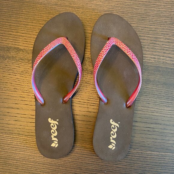 Reef Sparkly Red and Brown Flip-Flops - Size: 8-9 - Picture 1 of 7
